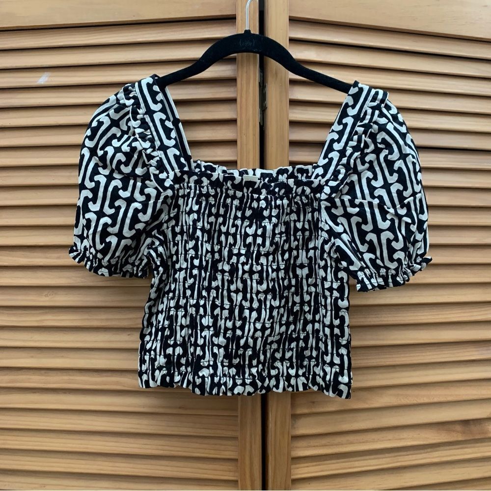 NWT Monteau Los Angeles Print Top Size Small